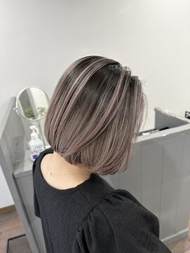 アンダーバーホワイト 広島 並木店(_WHITE) バレイヤージュ