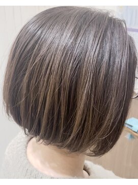 ヘアーズ ロッソ(hair's ROSSO) CINNAMON BEIGE × SHORT BOB[30代40代50代60代]