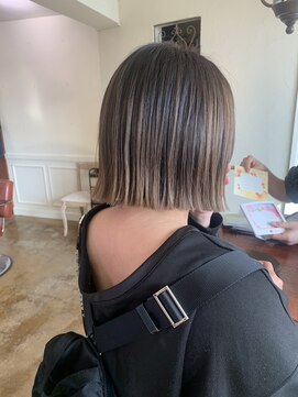 ヘアラウンジ アンリオ(hair lounge an rio) ヘイリーボブ