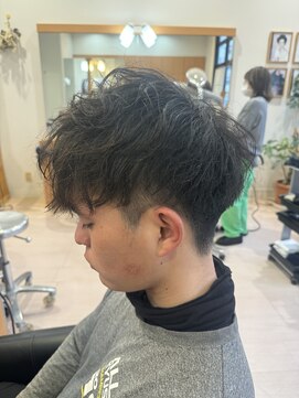 シャンプーボーイ ヒノ(SHAMPOO BOY Hino) メンズパーマ