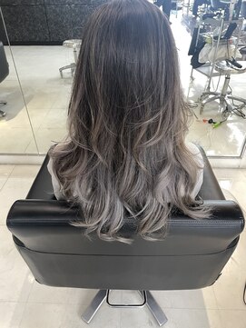 シャンプーボーイエイムス(SHAMPOO BOY aims) バレイヤージュ