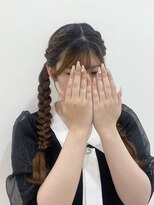 飾りなしでも可愛い！編み下ろしツインアレンジ♪ ひな