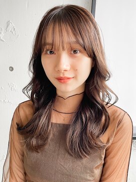 アグノス 青山(Agnos) 前髪外ハネナチュラルカール美髪似合わせカットサイドバング