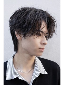 ラクーントウキョウ(RACCOON.TOKYO) 周りと差をつける　シャドウフェザー　センターパート