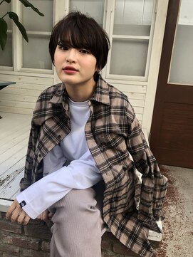 リラ バイ クオーレ(LIRA by CUORE) ハンサムショート