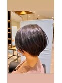 ショートボブ