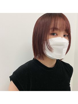 キー(kii) ボブ 切りっぱなしボブ 赤髪 20代 福岡 天神 薬院 今泉