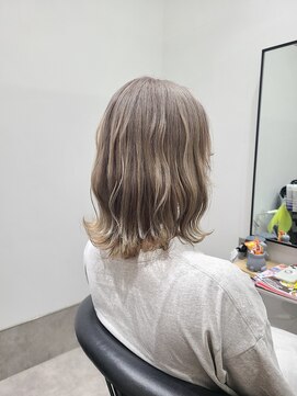 ゴウトゥデイ 岡山店(GO TODAY) 人気のミルクティーカラー!!《小西邦生》