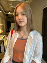 ソイリウム 下北沢(soi rium)&nbsp;ベージュカラー_切りっぱなしスタイル_ハイケアブリーチ