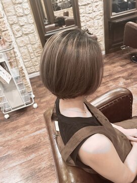 シャル 町田(shalu) 【湯田】大人ヘア シャドウルーツカラー