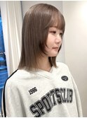 ミディアムデザインカラーニュアンスメルティカラーベージュボブ