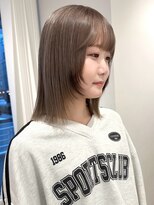 ガーデンヨコハマ(GARDEN YOKOHAMA) ミディアムデザインカラーニュアンスメルティカラーベージュボブ