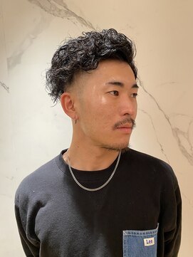 ウノプリール 西梅田ハービスプラザ店(uno pulir) フェードパーマ