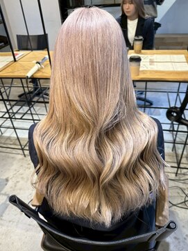 リムレス(LIMLESS) ミルクティーダブルカラーブリーチ/新潟/万代/新潟駅