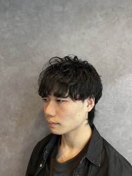 ベルーフ(BERUF) 大人な雰囲気を出すマッシュウルフ×ナチュラルカールスタイル！