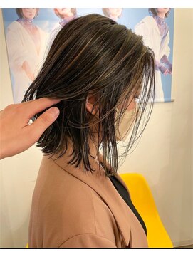 エレノア 藤沢(Eleanor) 【ハイライト×外ハネボブ】立体感×抜け感ヘア