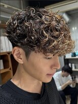 フィフス 大分(fifth)&nbsp;大分強めスペインカールメンズカット外国人風刈り上げマッシュ
