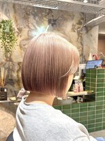 ロンドクロエ 横浜(Lond Chloe)&nbsp;★2回ブリーチで作るペールピンクベージュ横浜ボブ可愛いボブ