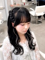 ロエ 元町店(Loe)&nbsp;元町レイヤーカット顔周りダブルカラー白髪ぼかしハイライト