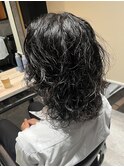 メンズロング×ミディアムパーマ×サーフカール