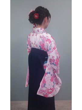 エイチアンドシーヘア(H&C HAIR) 袴