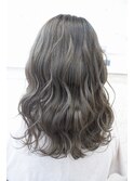 アッシュグレー×波ウェーブ◎