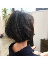 シィータ(THETA)&nbsp;フレンチボブ小顔ブランジュダブルバング大人ボブ