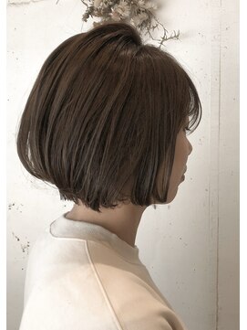 サロン ド ソーホー 蕨(Salon de SOHO) 【アッシュグレージュ】×【ナチュラル前下がりボブ】