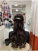 ツイストハーフアップ