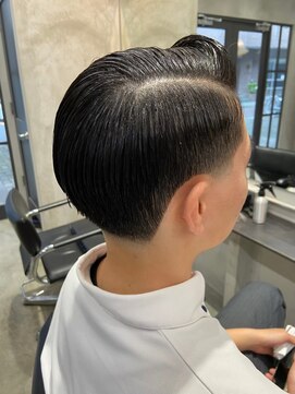 エフエム 明大前(FM) バーバー　刈り上げショート/アップバング/フェードカット
