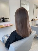 柔らかいベージュカラー