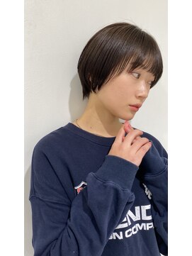 エアー 青山(AIR) 【小顔効果のあるマッシュショート】