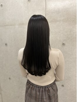エクテ(ecouter)の写真/柔らかく自然なストレートヘアが叶う！髪質に合わせた薬剤を選定◎ダメージレスで艶やかな美髪に♪