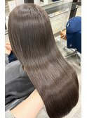 【ダメージレス縮毛矯正】雨の日も湿気に負けない美髪ストレート
