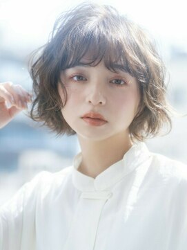 エミュ 表参道 青山(emu) 【emu 井上信洋】おしゃれな抜け感コットンパーマボブ【エミュ】