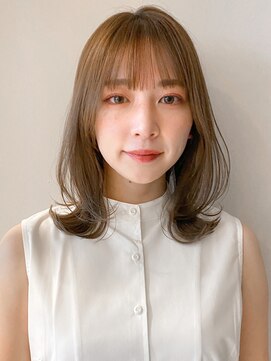 リヤン 表参道(lyann) イメチェン小顔カットセミディシースルーバングこなれヘア