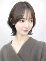 ヴェイン 渋谷(vain)&nbsp;アッシュグレーレイヤーボブ小顔カット
