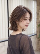 エルコット(elcot)&nbsp;大人に似合うミディアムレイヤー/ミセス/40代50代60代/小顔ヘア