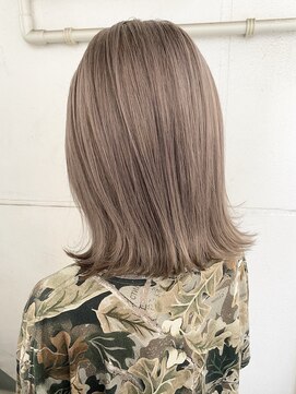 ナイン ヘアースタジオ(NINE Hair Studio) ペールピンクベージュ