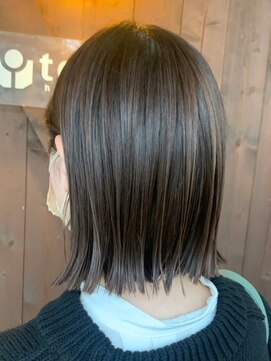 ポルト(porto produced by teatro hair salon) ぱっつんボブ