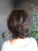 ウルフショート×マロンブラウンでふんわり可愛いショートスタイル♪