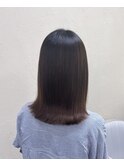 つるんとミディアムストレート