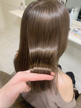 ヘアメイク マルナ 本店(HAIR MAKE MALUNA) 【MALUNA ペコ】定番!透明感ベージュカラー