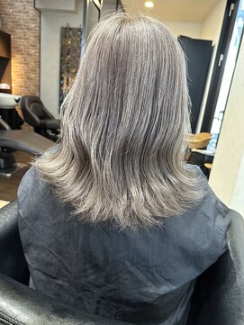 ハーツ(Heart's) 白髪ぼかし脱白髪染めショートボブ髪質改善40代50代60代