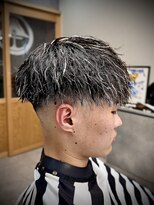 フジヤマバーバーショップ エビス(FUJIYAMA BARBER SHOP ebisu)&nbsp;fade×highlight×twist【ebisu】