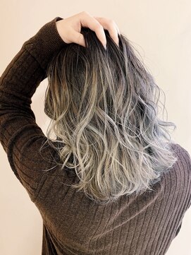 シャルムバイケンジ(Charm.by KENJE) レイヤーカットバレイヤージュハイライト海外レイヤー東京銀座