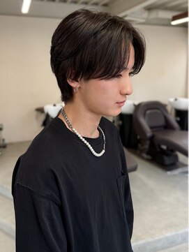 マセナ(Masena) フェザーショート/リバースセンターパート