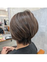 イル(iru)&nbsp;白髪ぼかし／ハイライト/ベージュ系/Miku