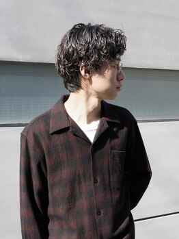 【天六駅徒歩3分】ONOFFどちらでもキマる清潔感溢れるスタイル【カット+シェービング(眉カット付き)\4950】