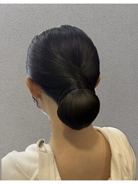 タイトシニヨン